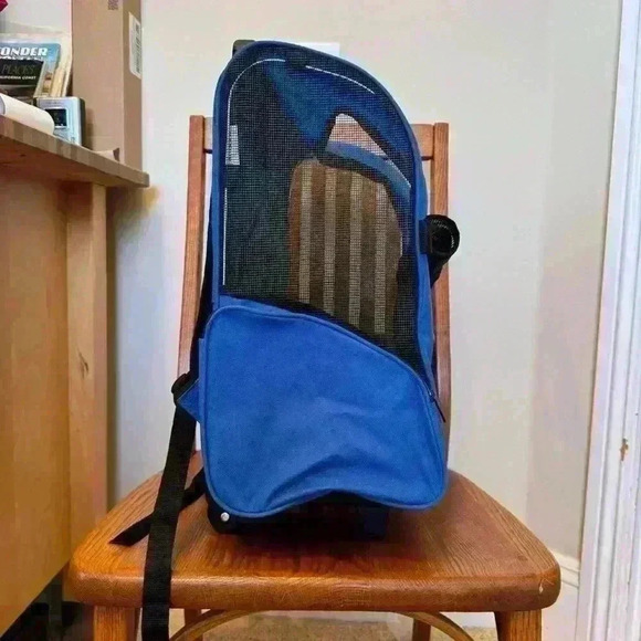 NWOT, Rolling Backpack Pet Carrier, Small Dog, Cat, Mesh, Pockets, Blue, Black - Picture 11 of 13